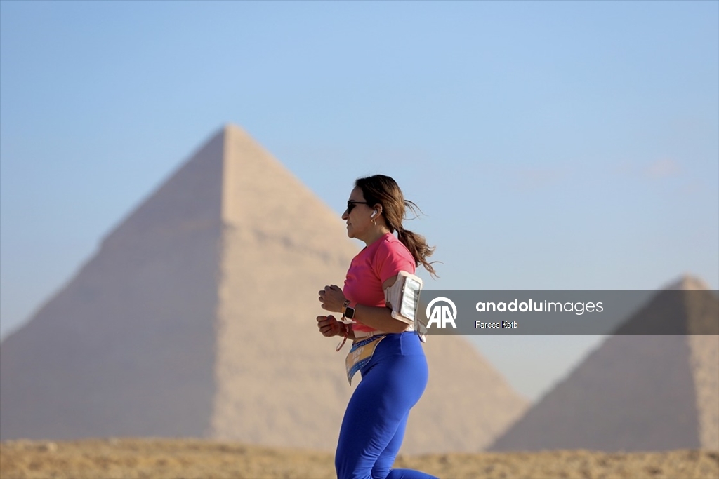 Mısır'da 'Piramitler Yarı Maratonu'