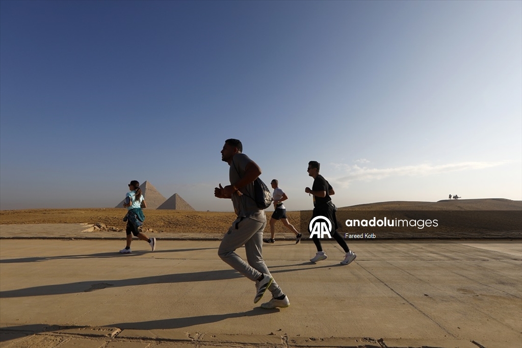 Mısır'da 'Piramitler Yarı Maratonu'