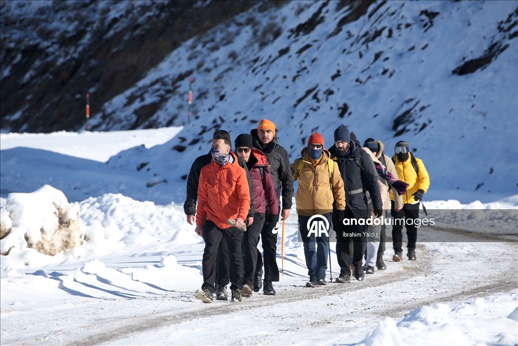 Hiking routes are being digitized and made available for tourism in Turkiye's Mus