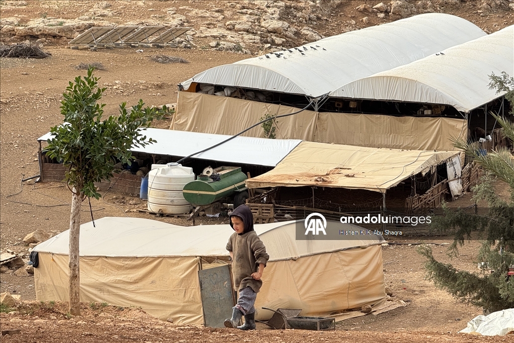 يبتلع الماء والغذاء بالضفة.. مخاوف فلسطينية من جدار إسرائيلي جديد