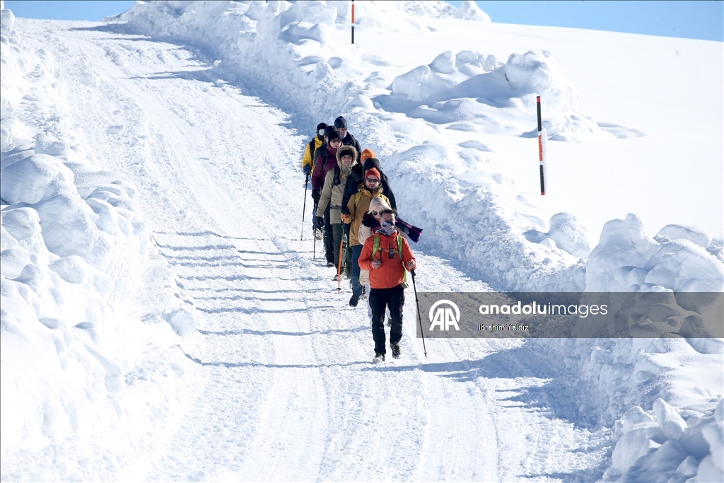 Hiking routes are being digitized and made available for tourism in Turkiye's Mus