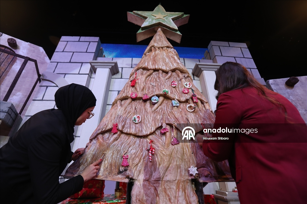 Soap-made Christmas tree displayed in Lebanon