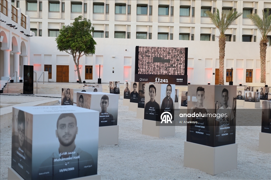 Katar’da Gazzeli çocukları temsil eden "241" sergisi açıldı