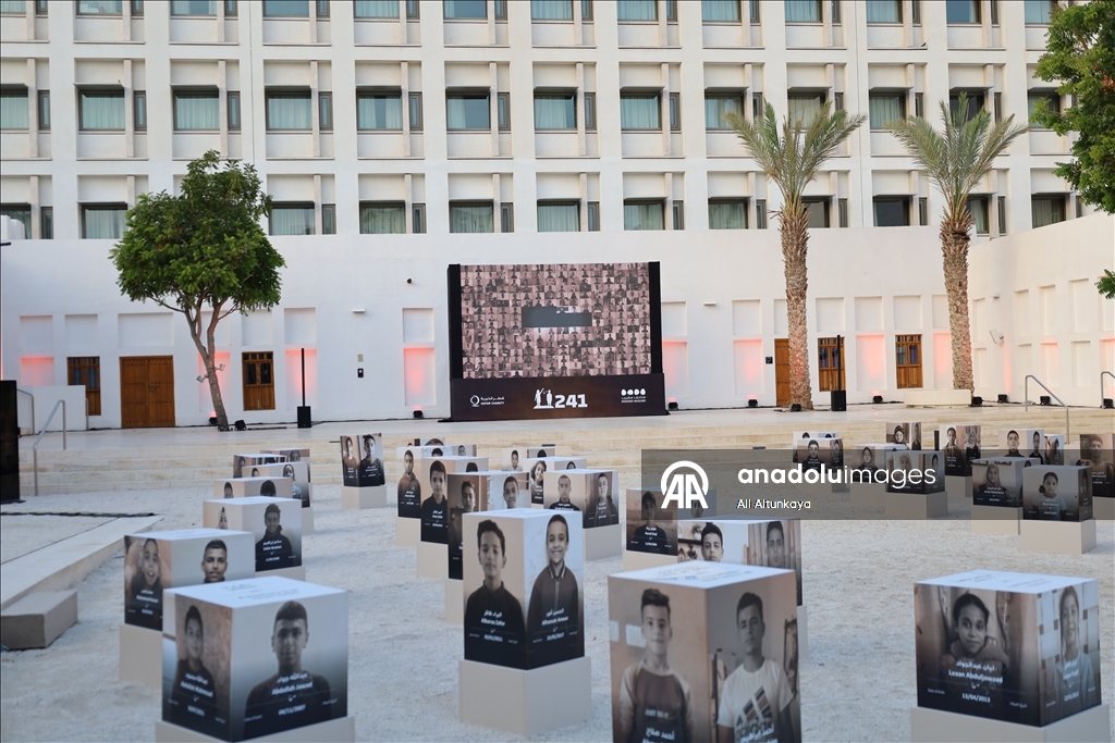 Katar’da Gazzeli çocukları temsil eden "241" sergisi açıldı