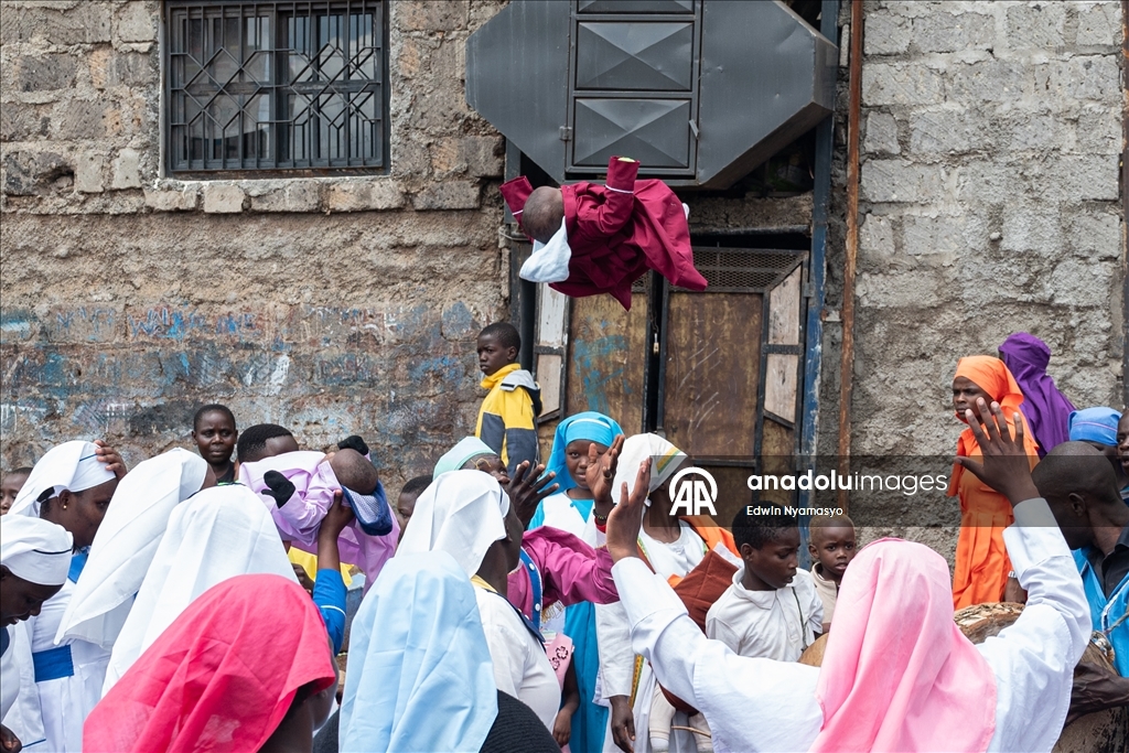 “Baby Tossing” ritual in Nairobi's Kibera
