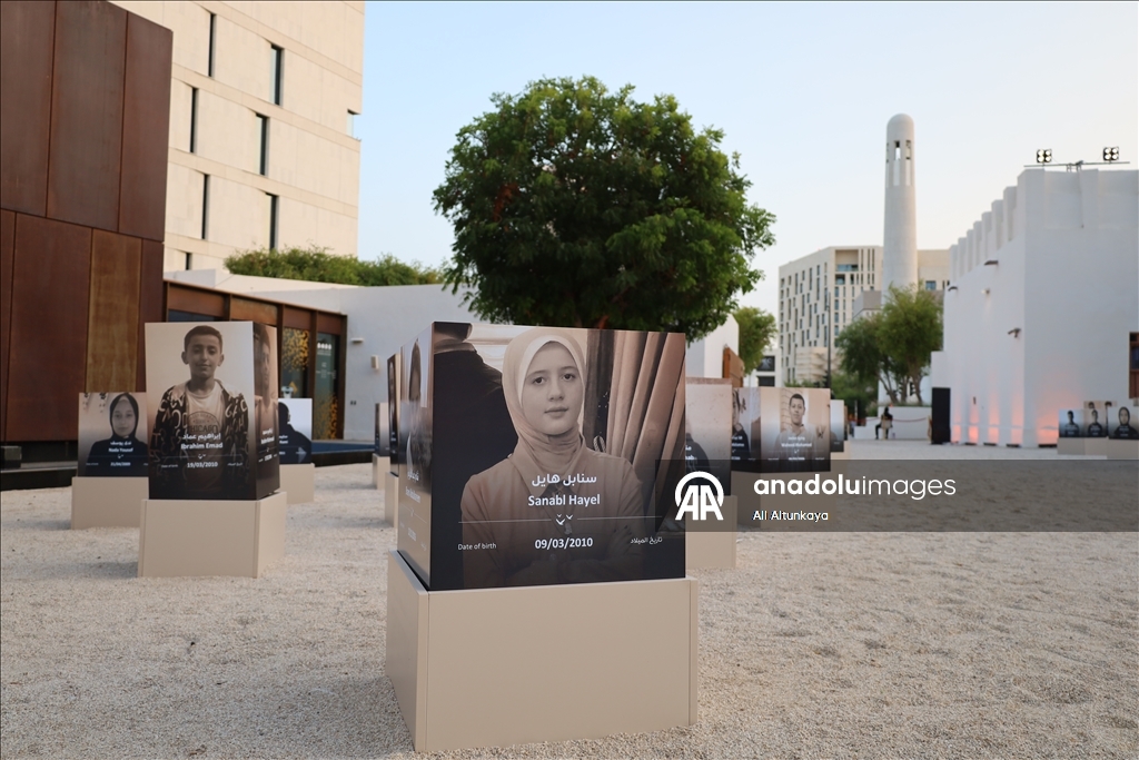 Katar’da Gazzeli çocukları temsil eden "241" sergisi açıldı