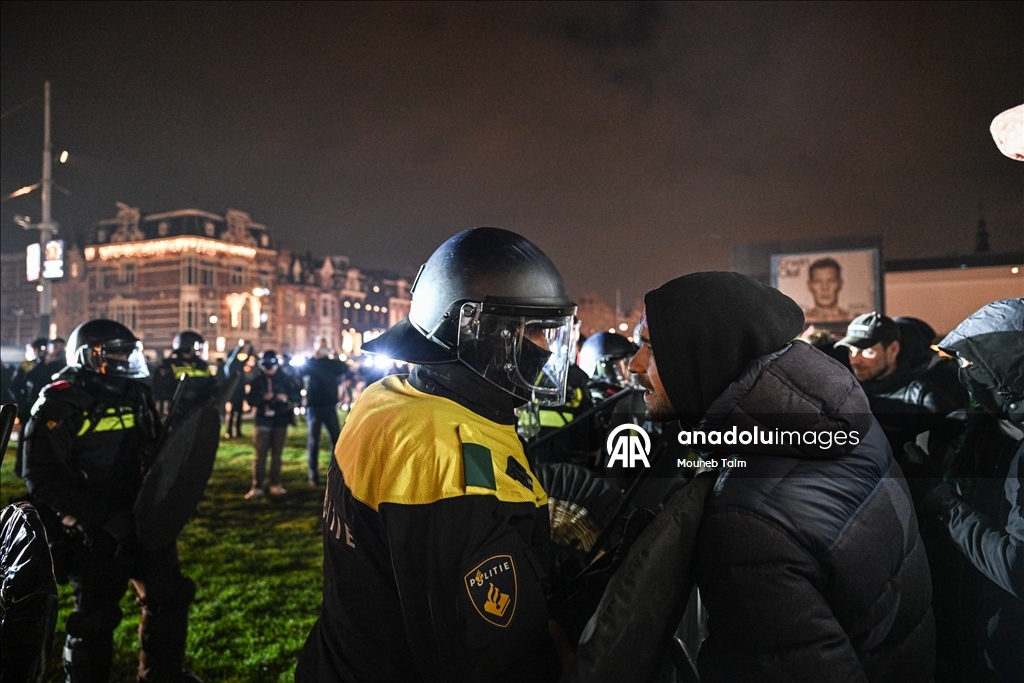 Amsterdam'da Hanuka konseri öncesi protestoda polis ile göstericiler arasında arbede yaşandı