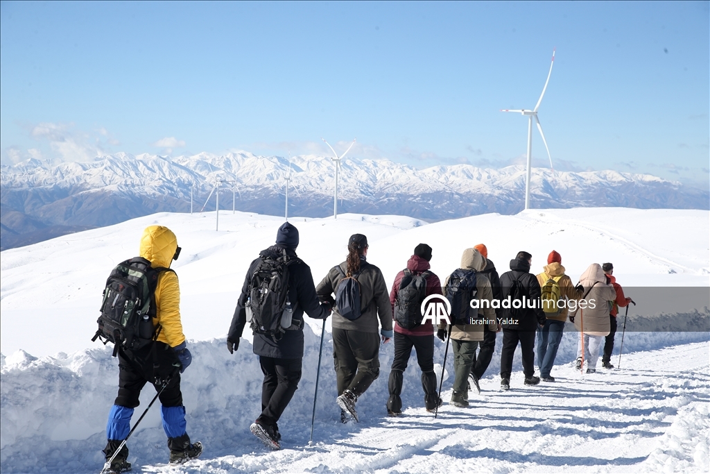 Hiking routes are being digitized and made available for tourism in Turkiye's Mus