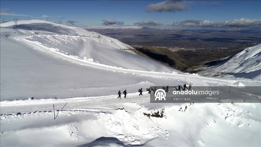 Hiking routes are being digitized and made available for tourism in Turkiye's Mus