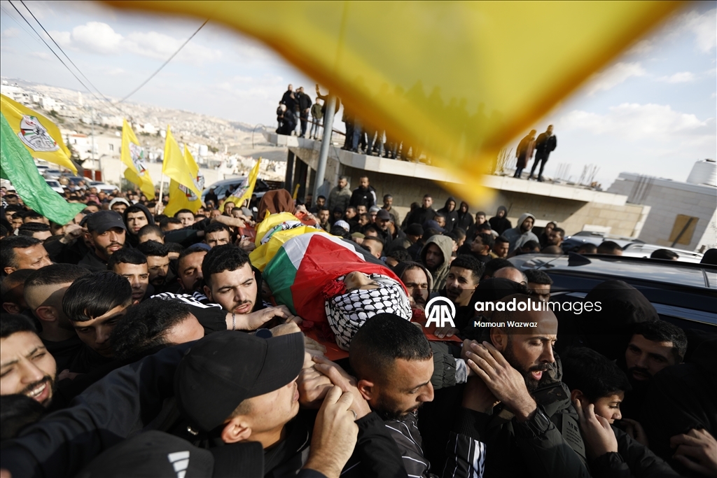 17-летний палестинец Аммар Яссер Сабах был убит во время израильского рейда на оккупированном Западном берегу