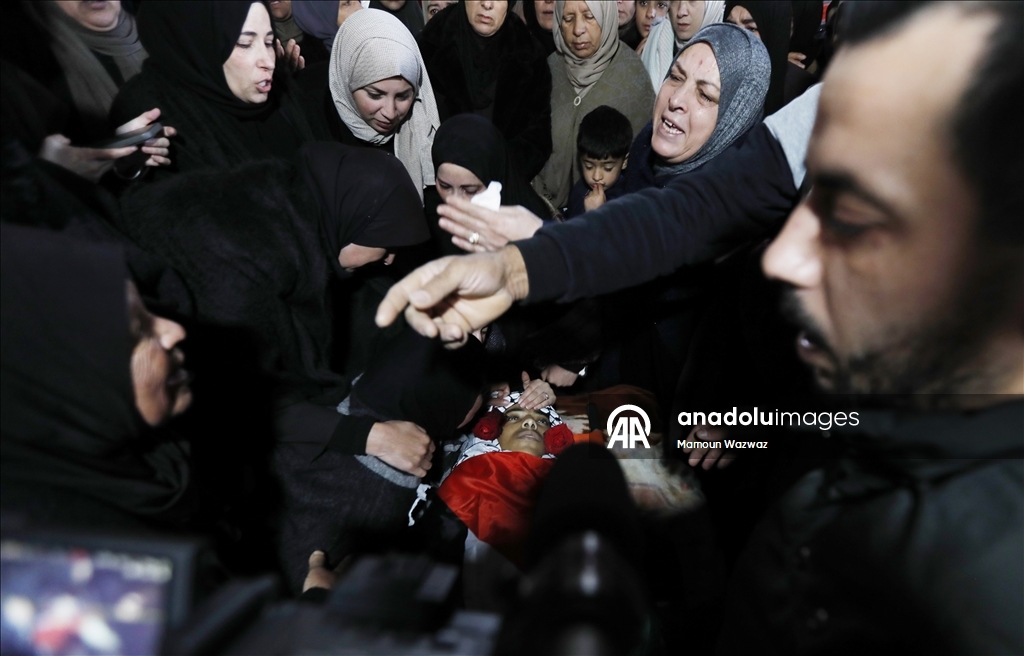 17-летний палестинец Аммар Яссер Сабах был убит во время израильского рейда на оккупированном Западном берегу