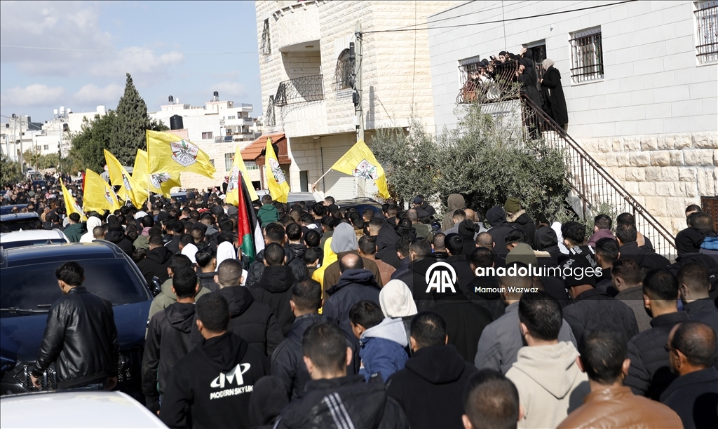 17-летний палестинец Аммар Яссер Сабах был убит во время израильского рейда на оккупированном Западном берегу