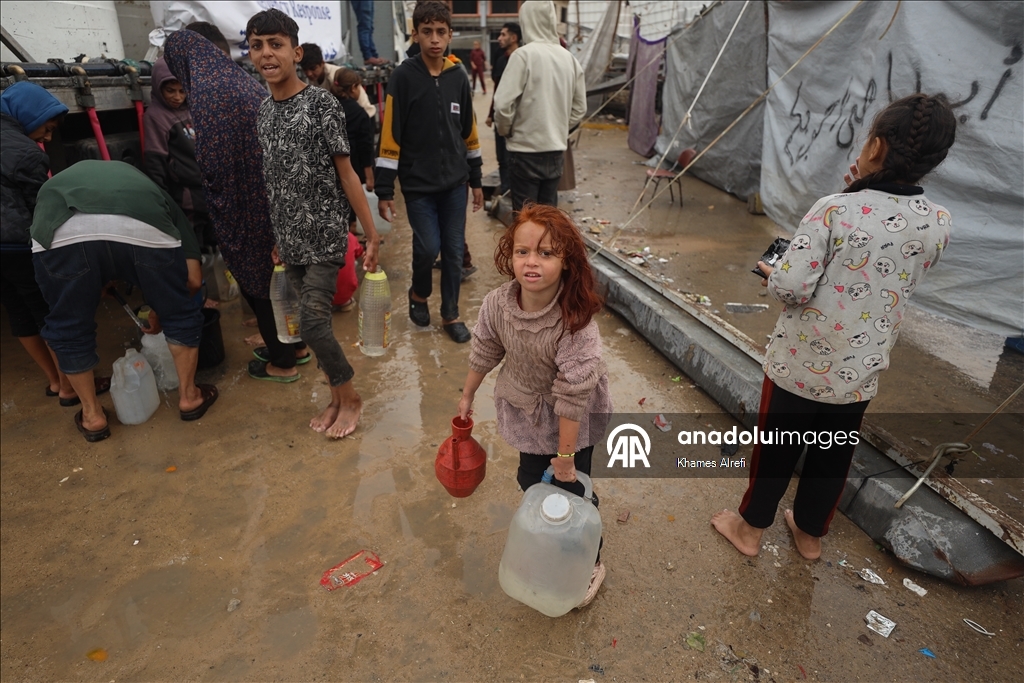 В прибрежных лагерях Газы усиливается кризис с питьевой водой