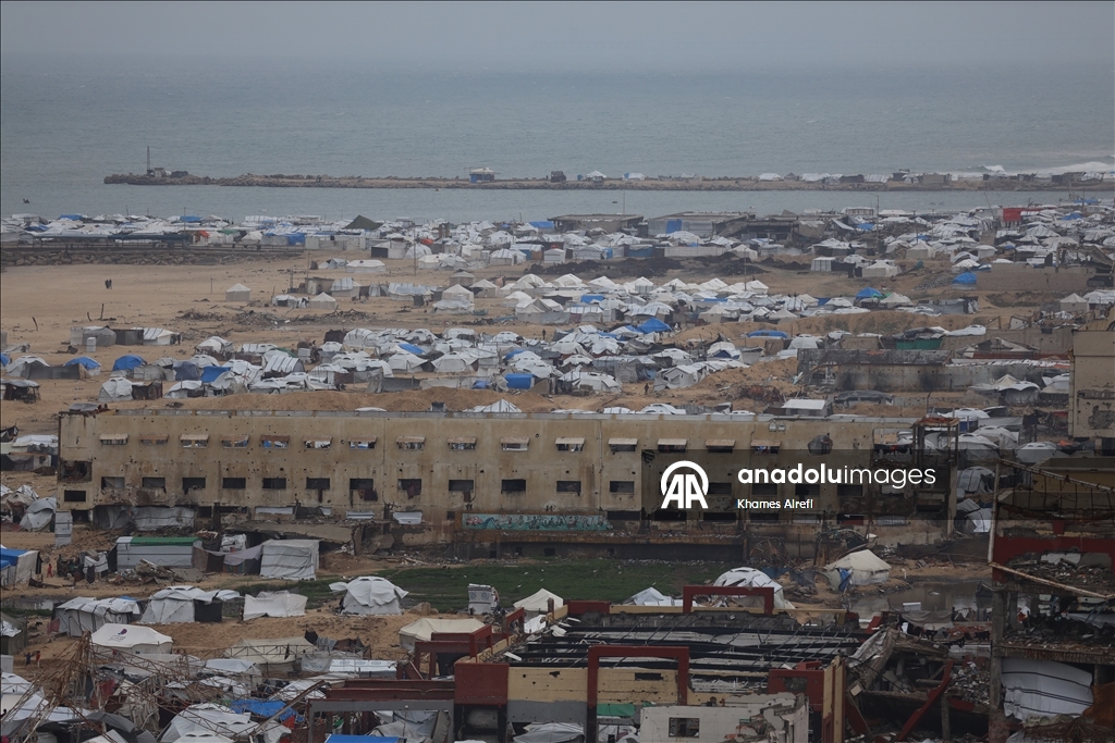 Наводнение затопило прибрежные лагеря в Газе