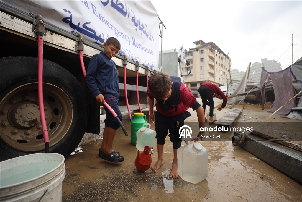 В прибрежных лагерях Газы усиливается кризис с питьевой водой
