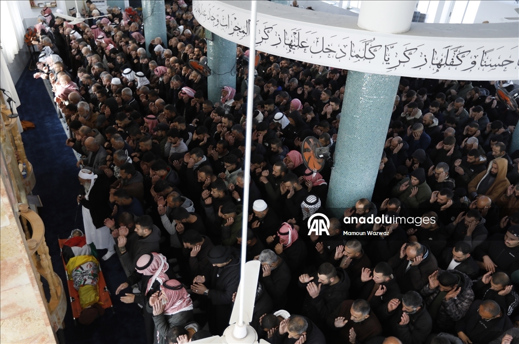 17-летний палестинец Аммар Яссер Сабах был убит во время израильского рейда на оккупированном Западном берегу