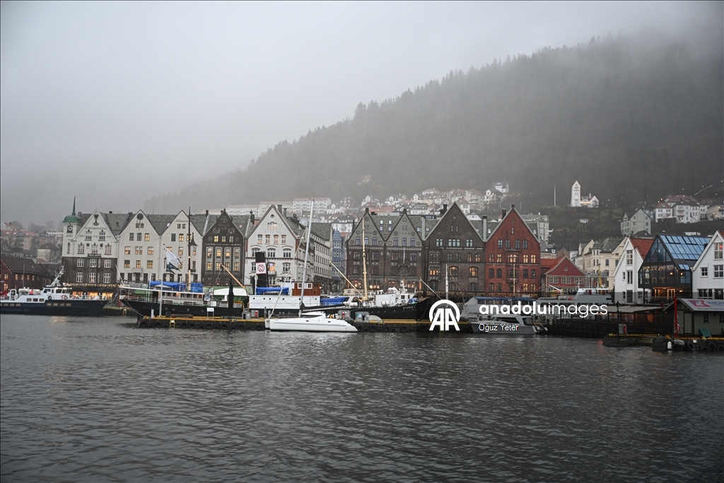 Bergeni, "qyteti i shtatë maleve" në Norvegji