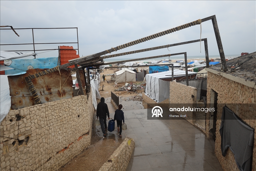 В прибрежных лагерях Газы усиливается кризис с питьевой водой