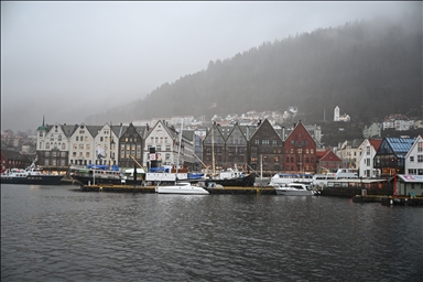 Bergeni, "qyteti i shtatë maleve" në Norvegji