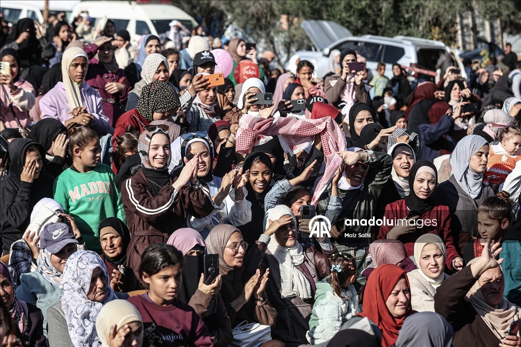 تركيا تمنح غزة لحظة فرح.. 406 عرسان وعرائس يتحدَّون الحرب بالأمل