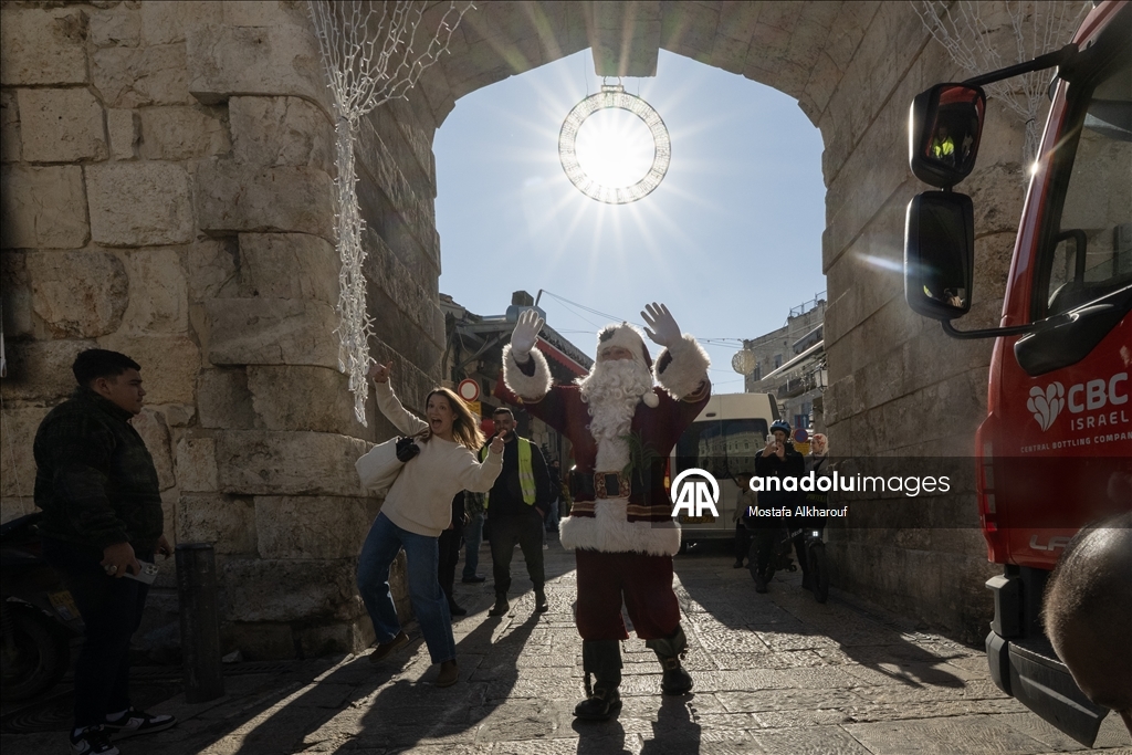 Christmas eve preparations in Jerusalem