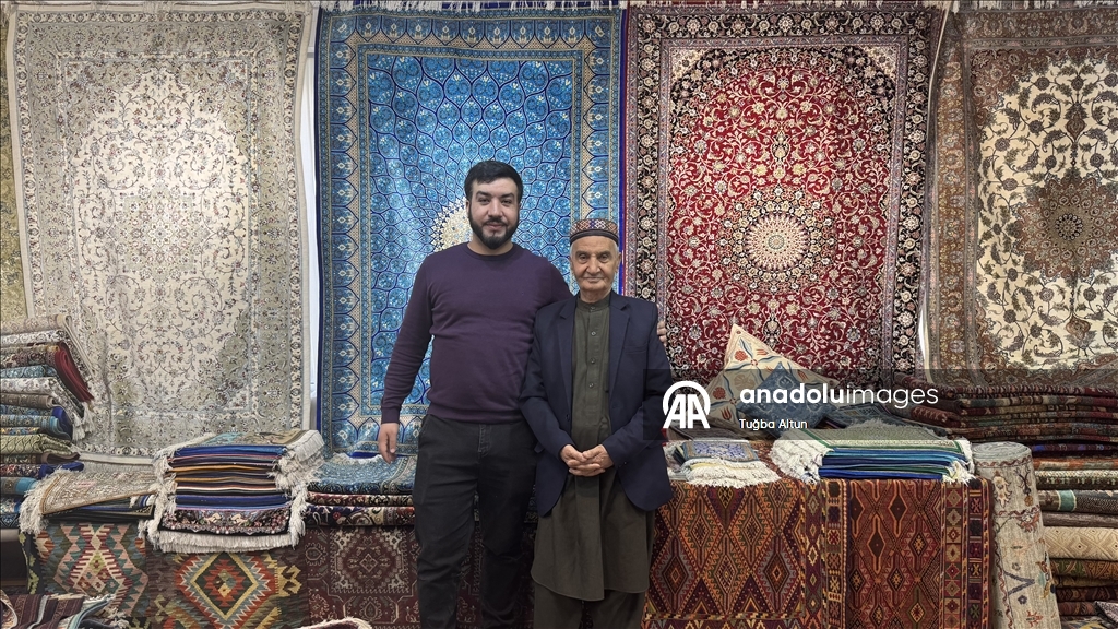 Символ ручного труда и мастерства: шелковые ковры Самарканда