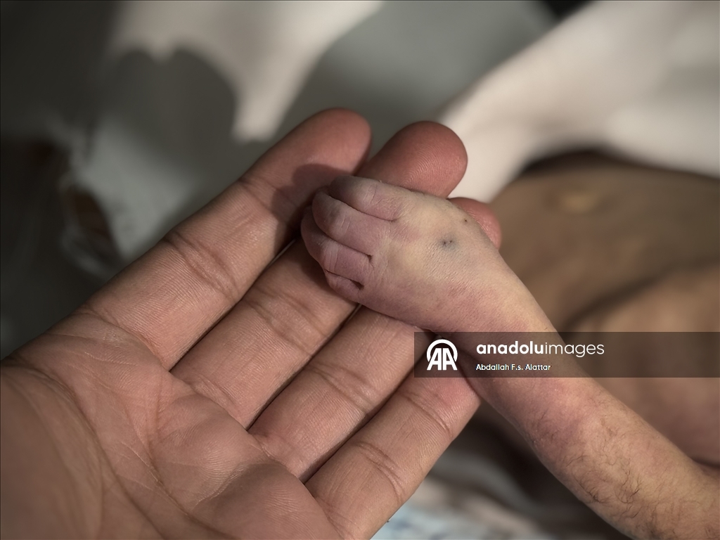 В Газе из-за сильных холодов умер младенец