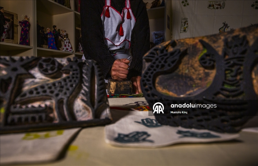 600-year-old block printing tradition lives on in Turkiye's Mardin