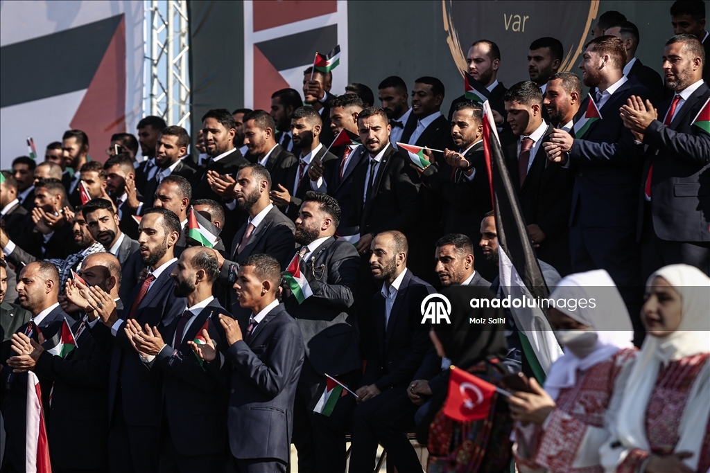 تركيا تمنح غزة لحظة فرح.. 406 عرسان وعرائس يتحدَّون الحرب بالأمل