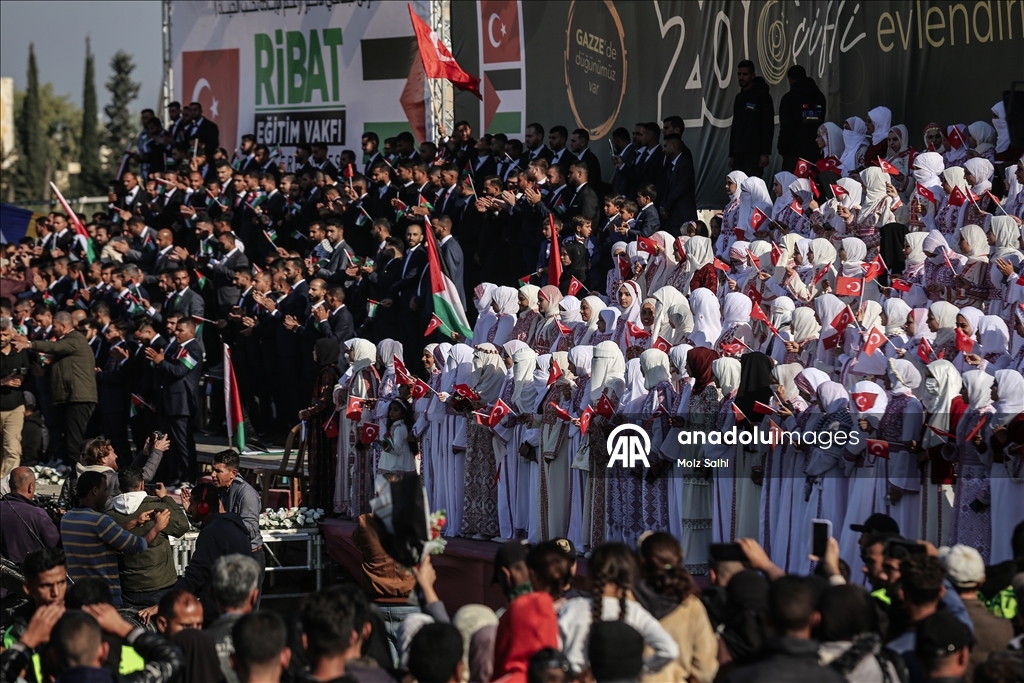 تركيا تمنح غزة لحظة فرح.. 406 عرسان وعرائس يتحدَّون الحرب بالأمل