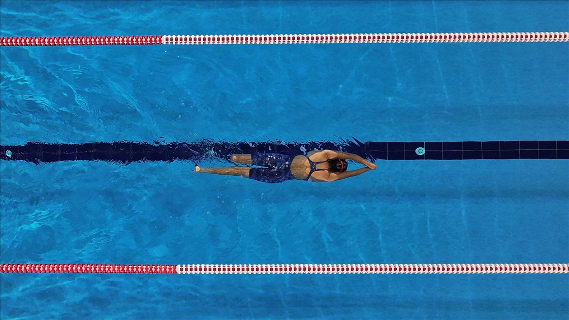 Sudan korkan engelli genç kız, yüzmede 48 madalya kazandı