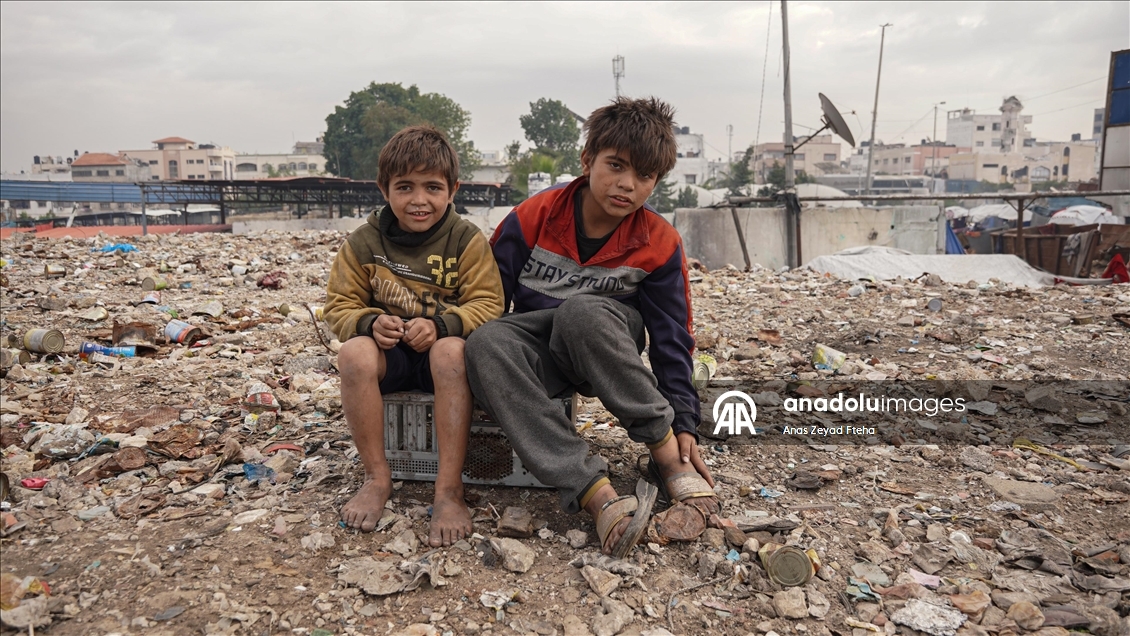 Gazze’de Yermuk depolama sahasında hayatta kalma mücadelesi