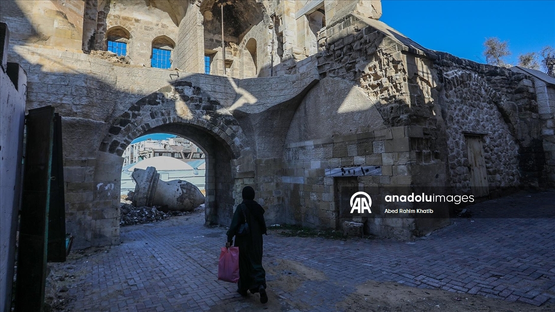 Han Yunus’taki Barkuk Kalesi İsrail saldırılarında tahrip oldu