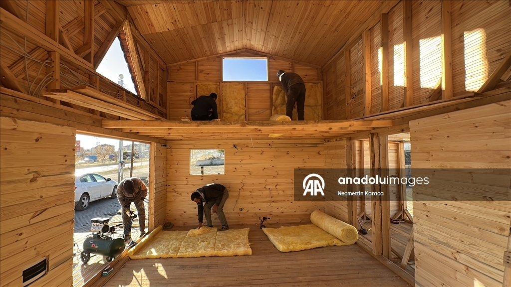 Vanlı kardeşlerin ürettiği çevre dostu ahşap evler birçok ile satılıyor