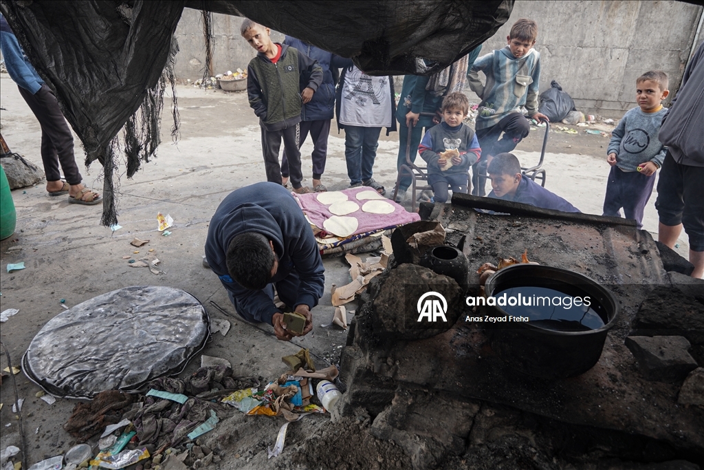 Gazze’de Yermuk depolama sahasında hayatta kalma mücadelesi
