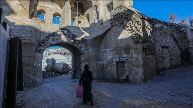 Han Yunus’taki Barkuk Kalesi İsrail saldırılarında tahrip oldu