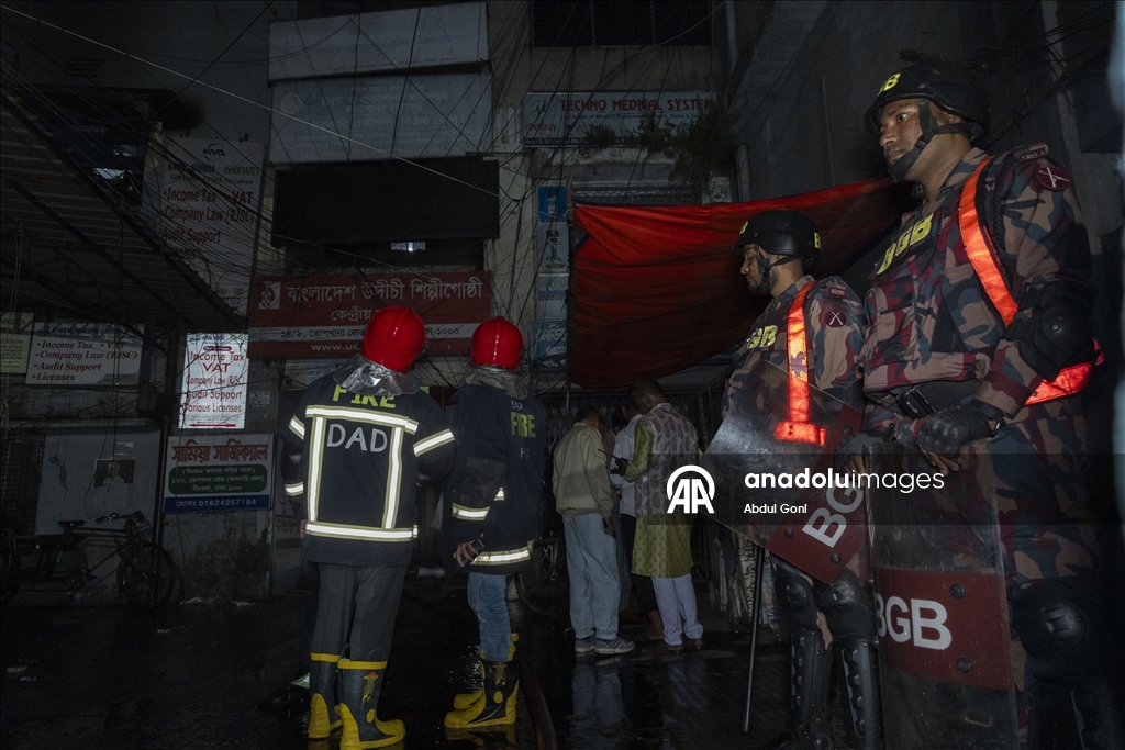 Офис культурного центра Udichi в Дакке пострадал от пожара