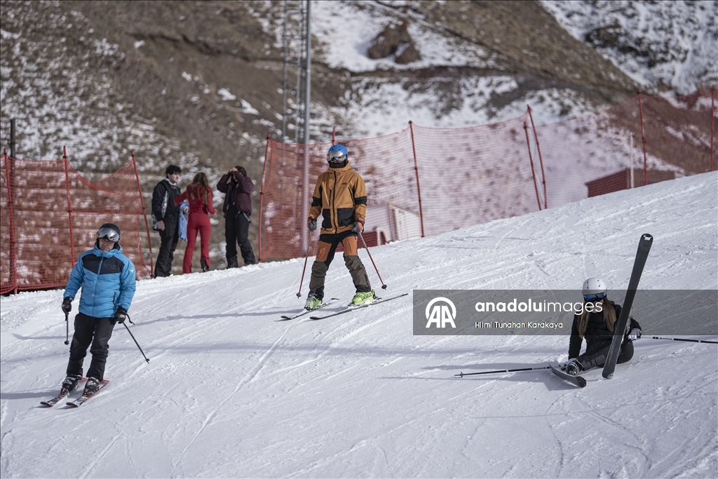 Palandoken ji her aliyê Tirkiyeyê mazûvaniya kaşûnhezan dike