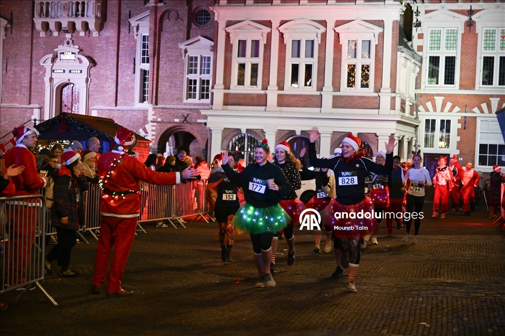 В рамках мероприятия SantaRun в Нидерландах состоялся сбор средств на борьбу с детской бедностью