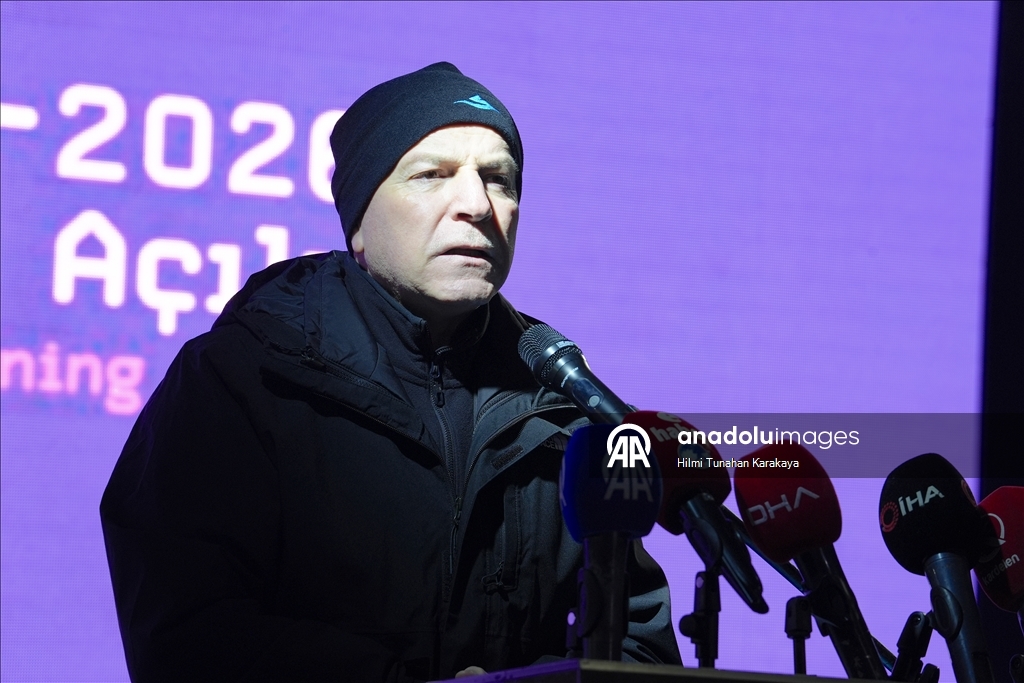 تركيا.. انطلاق موسم التزلج في "بالاندوكان" بأجواء احتفالية