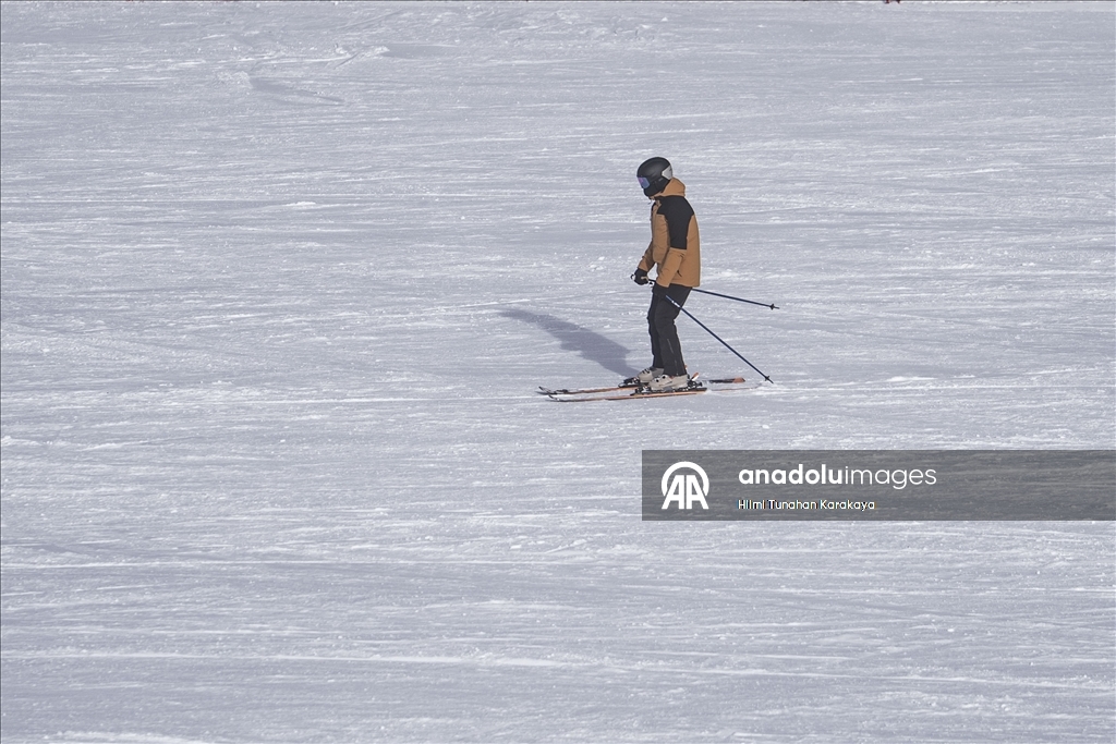 Palandoken ji her aliyê Tirkiyeyê mazûvaniya kaşûnhezan dike
