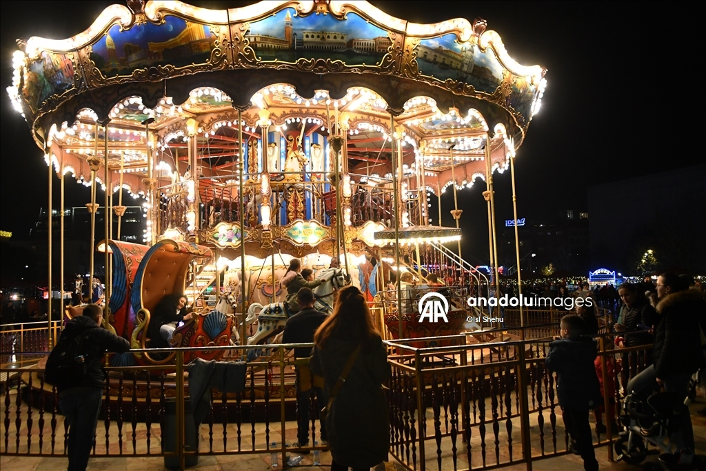 Подготовка к Новому году в Тиране