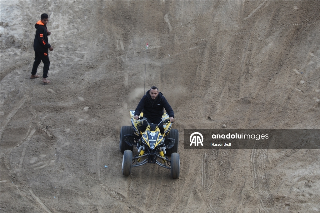 Gazze’de iki yıl aradan sonra motosiklet tutkusu yeniden canlandı