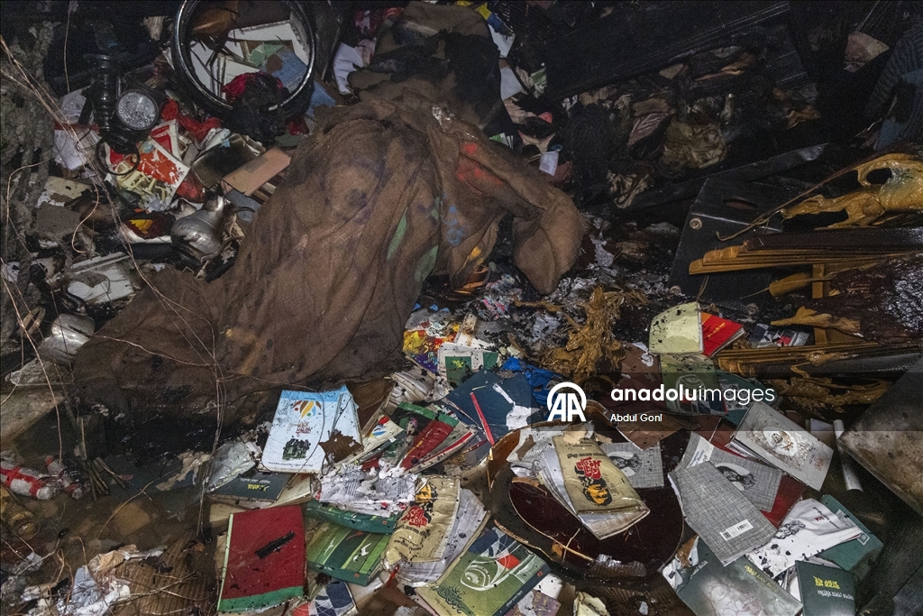 Офис культурного центра Udichi в Дакке пострадал от пожара