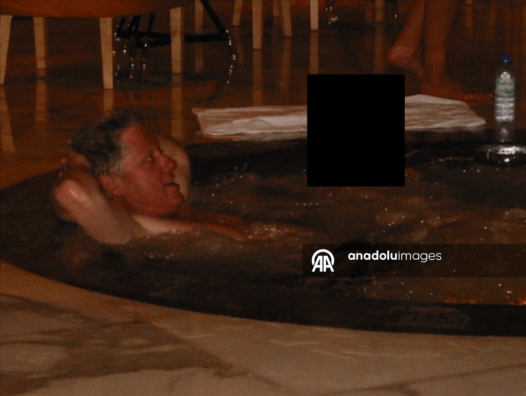 ABD Adalet Bakanlığı, Epstein dosyalarının bir kısmını yayımlamaya başladı