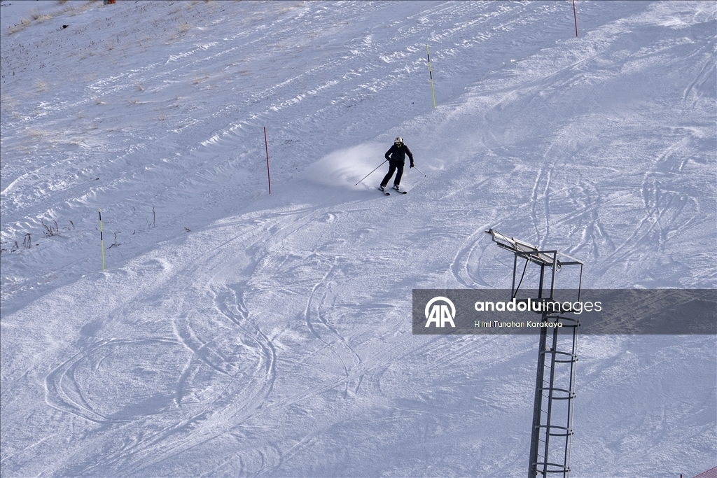 Palandöken, Türkiye'nin her tarafından kayakseverleri ağırlıyor