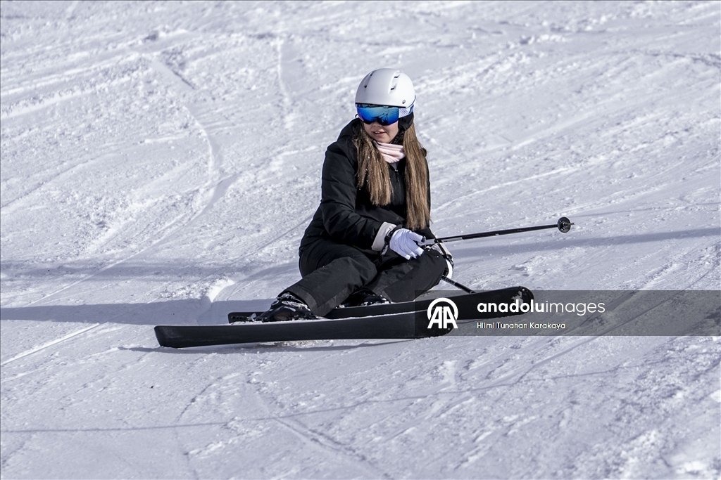 Palandöken, Türkiye'nin her tarafından kayakseverleri ağırlıyor
