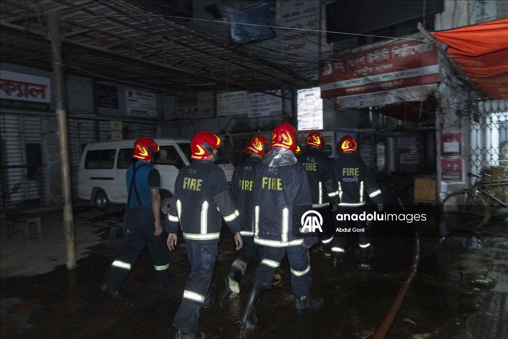 Офис культурного центра Udichi в Дакке пострадал от пожара