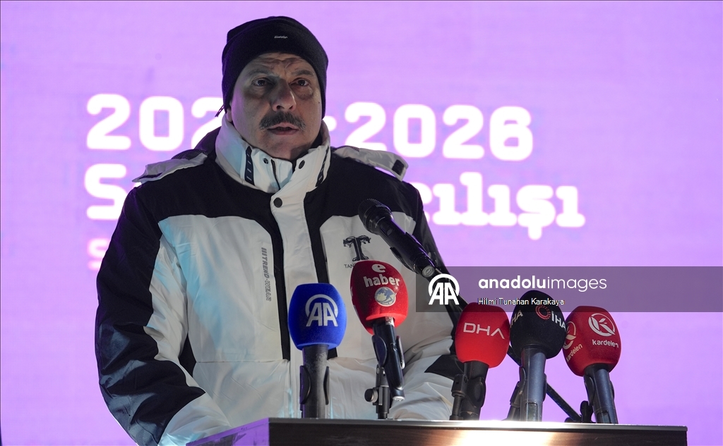 تركيا.. انطلاق موسم التزلج في "بالاندوكان" بأجواء احتفالية