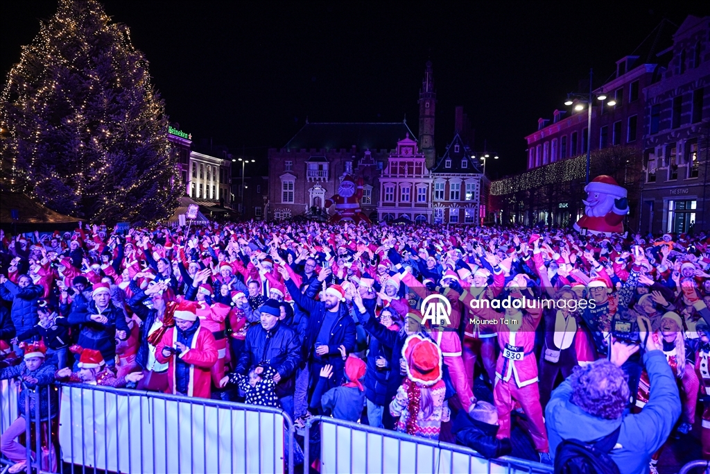 В рамках мероприятия SantaRun в Нидерландах состоялся сбор средств на борьбу с детской бедностью